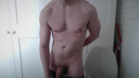 happyvelvetpaw online show from April 30, 11:06 am