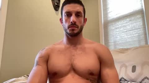 hard_runner_ online show from November 5, 3:58 pm