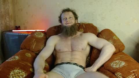 Valentino Hard online show from March 6, 9:50 am