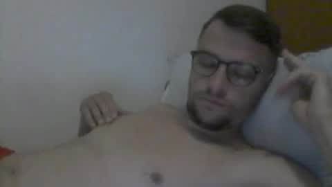 hardboylovemilfmoom online show from July 11, 3:19 am