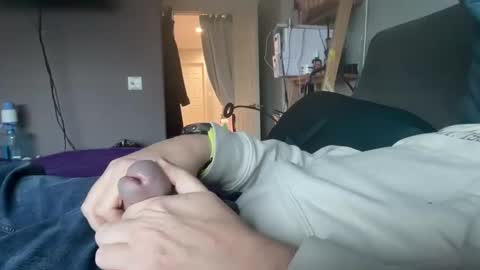 Snapshot of hardnhornyinhalifax chatting on December 13, 10:55 pm hardnhornyinhalifax online show from December 13, 10:55 pm