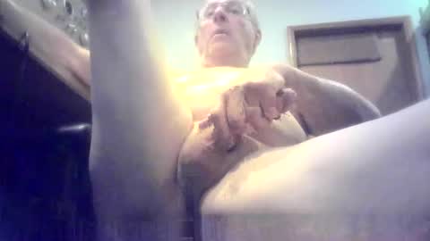 HardNudeCum online show from December 26, 2:59 pm