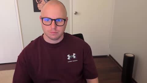 Stand Lee online show from October 14, 5:58 am