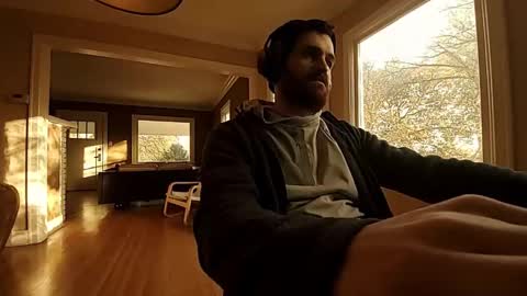 Tom online show from October 29, 11:18 pm