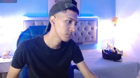 Snapshot of haroldxl chatting on January 19, 12:07 pm IM HAROLD online show from January 19, 12:07 pm