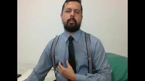 Snapshot of harry_goldenmillerx10fun chatting on January 15, 7:12 pm  Harry    online show from January 15, 7:12 pm