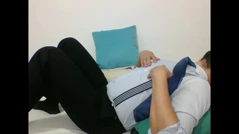 Snapshot of harry_goldenmillerx10fun chatting on January 17, 7:53 pm  Harry    online show from January 17, 7:53 pm