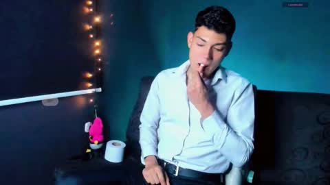  ... online show from November 30, 3:25 pm