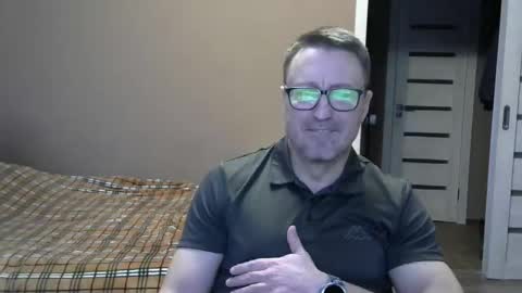 HarrySnake online show from December 4, 6:33 am