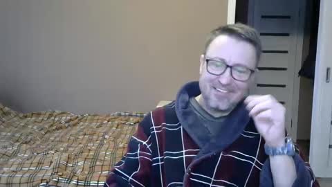 HarrySnake online show from December 8, 8:09 am