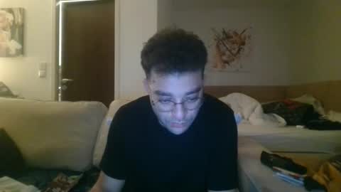Snapshot of hash420 chatting on October 26, 9:28 pm hash420 online show from October 26, 9:28 pm