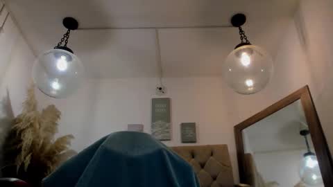 HATHOR OLD online show from December 17, 2:52 am