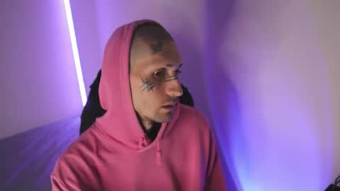 More content   2   online show from February 1, 11:14 pm