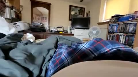 hawkfan1888 online show from December 19, 3:52 pm