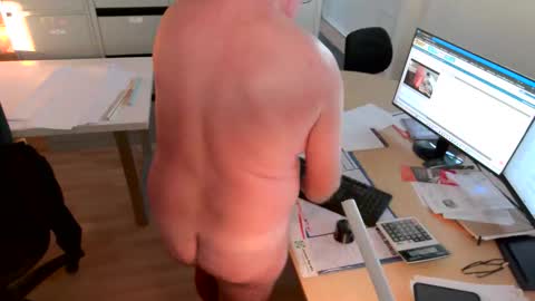 Snapshot of hb2283 chatting on September 24, 7:18 am h babe online show from September 24, 7:18 am