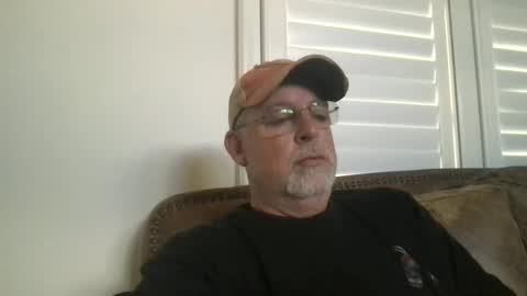 Snapshot of hdeuce22 chatting on September 24, 8:07 pm Hdeuce22 online show from September 24, 8:07 pm