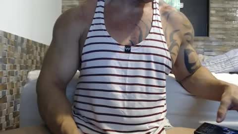 Snapshot of healedcarioca chatting on December 10, 2:17 pm Brazilian bigdick online show from December 10, 2:17 pm