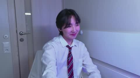 HEEJIN online show from November 7, 8:34 pm