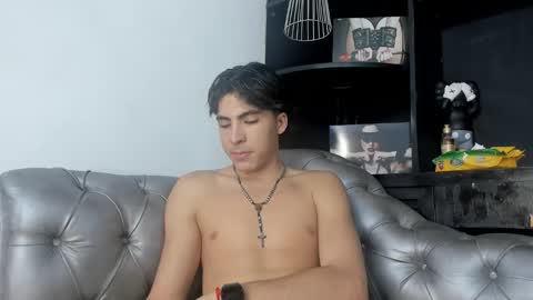 heellboy_ online show from November 16, 5:09 am