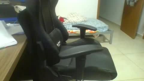 Snapshot of heitorcp1 chatting on February 23, 3:07 am heitorcp1 online show from February 23, 3:07 am