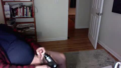 Snapshot of hellfire1533 chatting on February 24, 3:23 am hellfire1533 online show from February 24, 3:23 am