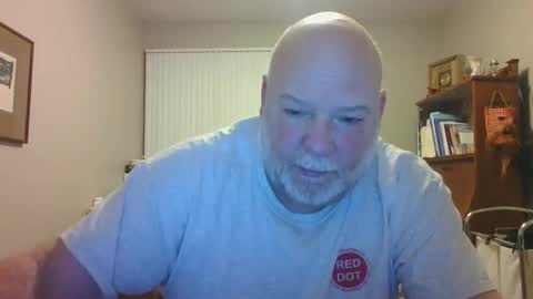 Snapshot of helloforfun111 chatting on February 22, 10:51 am helloforfun111 online show from February 22, 10:51 am