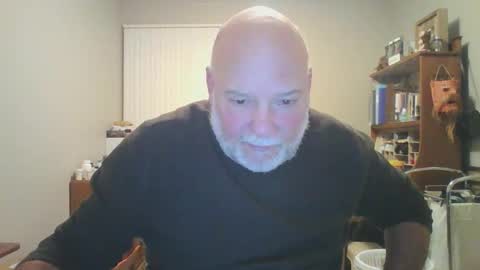 Snapshot of helloforfun111 chatting on December 11, 11:32 am helloforfun111 online show from December 11, 11:32 am