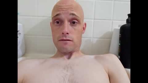 helloladysandgents online show from April 19, 7:41 am