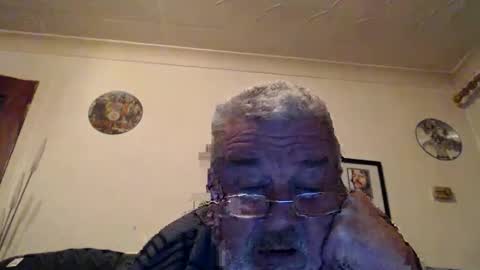 helloyou64 online show from December 20, 6:26 pm