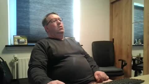 henrikrp1971 online show from February 14, 2:45 pm