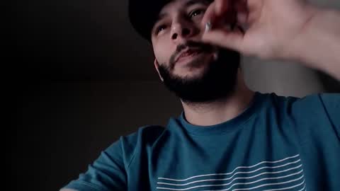 HenryAxe online show from January 12, 5:06 pm