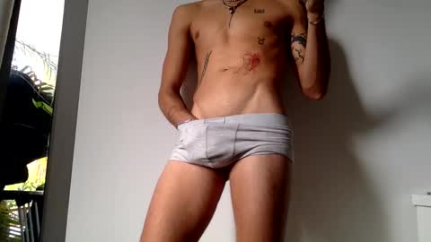 henrycase69 online show from January 30, 3:51 pm