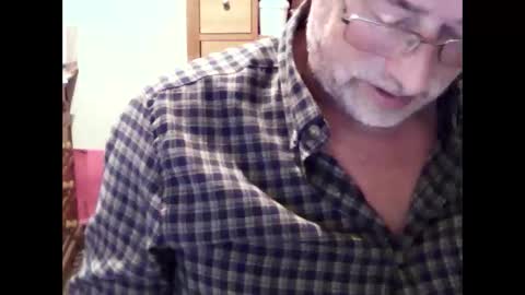 Snapshot of hereford66 chatting on September 13, 8:04 am hereford66 online show from September 13, 8:04 am