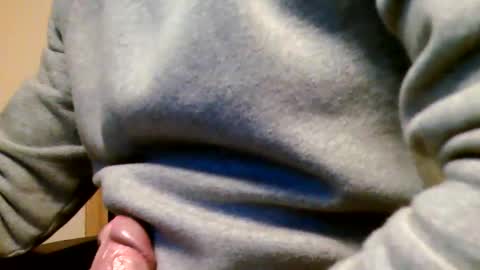 Snapshot of heretost chatting on March 7, 12:45 pm mr D online show from March 7, 12:45 pm