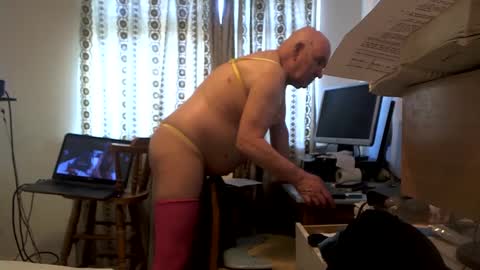 mature online show from March 10, 8:39 am