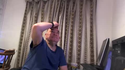 mature online show from January 14, 7:06 am