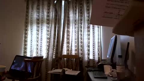 mature online show from March 3, 9:07 am