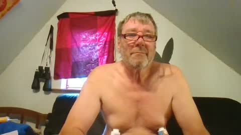 herry140 online show from June 14, 5:42 am