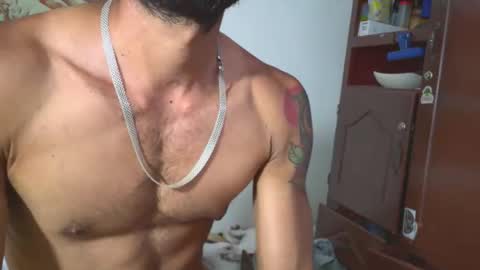 hideonbush online show from April 8, 5:21 pm