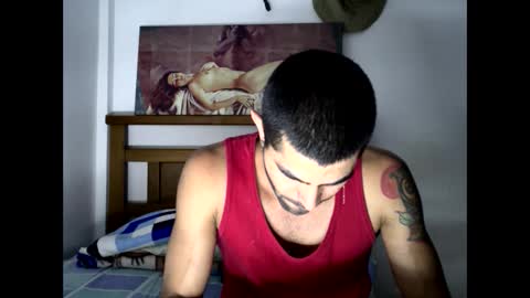 Snapshot of hideonbush051 chatting on October 8, 12:59 am hideonbush online show from October 8, 12:59 am