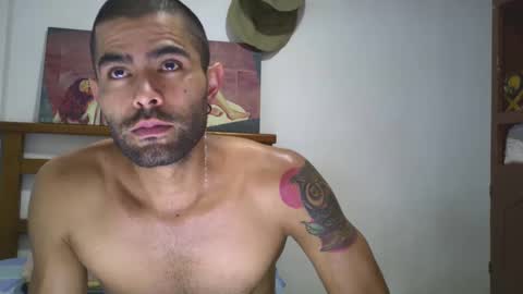 Snapshot of hideonbush051 chatting on September 21, 3:56 pm hideonbush online show from September 21, 3:56 pm