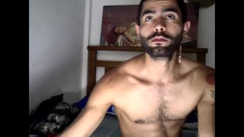 Snapshot of hideonbush051 chatting on October 18, 4:56 pm hideonbush online show from October 18, 4:56 pm