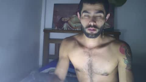 hideonbush online show from November 2, 2:05 am