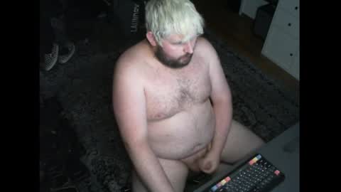 hipguy91 online show from May 23, 6:19 am