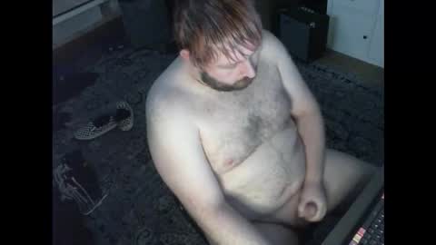 hipguy91 online show from November 7, 8:01 pm