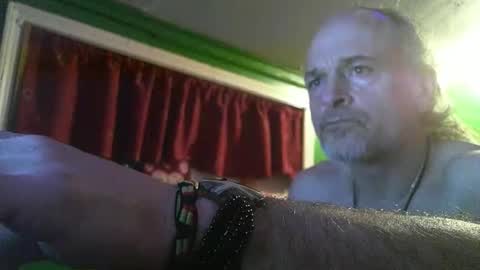 hippiedad333 online show from February 13, 1:34 am