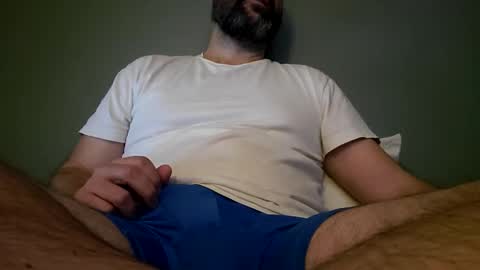 Snapshot of hippopotamus7 chatting on October 25, 5:20 am hippopotamus7 online show from October 25, 5:20 am