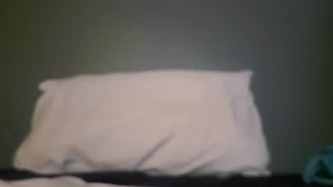 Snapshot of hippopotamus7 chatting on September 9, 4:01 am hippopotamus7 online show from September 9, 4:01 am