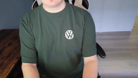 hls0077 online show from December 19, 7:22 pm