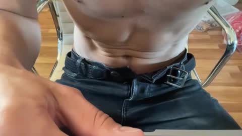 hodler1 online show from September 19, 7:09 am